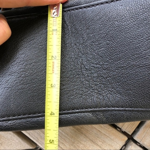 Michael Kors Black Hamilton Medium Bag - Picture 10 of 12